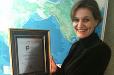 Message from Caecilia Wijgers when she received in Hague the plaque of the Award to Committed Diplomacy in Cuba 2009-2010 (read it in Spanish)