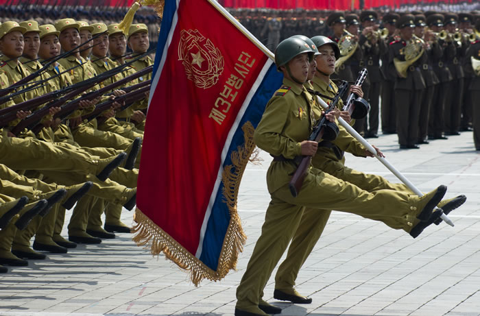 El ejército de los adoctrinados: cómo es el sistema de poder y mando entre el Ejército y el Partido de Corea del Norte