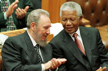 Fidel Castro junto a Nelson Mandela