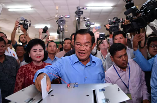 Hun Sen, Primer Ministro de Camboya