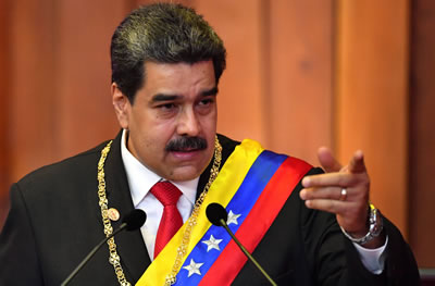 Maduro hacia el partido único