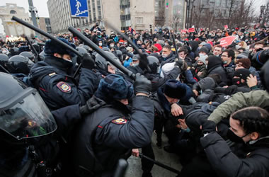 Protestas, represión y detenciones masivas pueden unificar a la oposición rusa